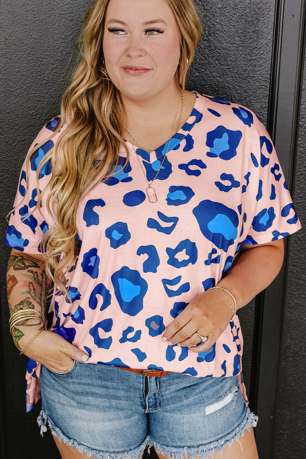 Pink Leopard Print V Neck Plus Size Tee